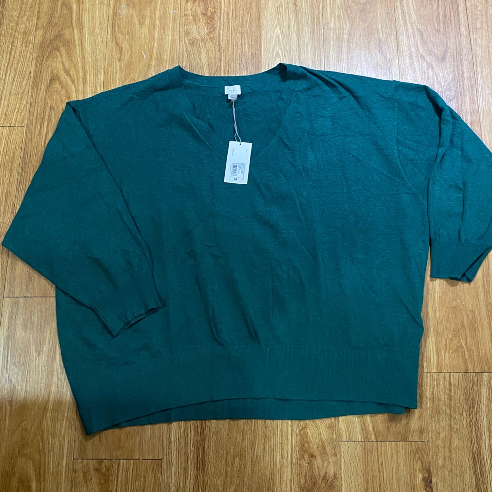 Green sweater top